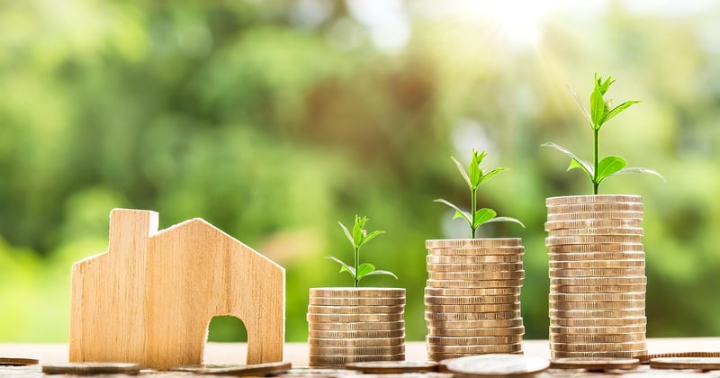 Hausse des taux de crédit immobilier : faut-il encore emprunter maintenant ?